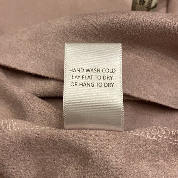 Joh Lilac Faux Suede Dress stretch with pockets oh so comfy Sz Large EUC - Picture 9 of 10